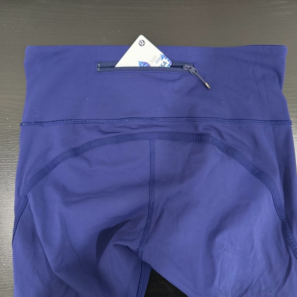 lululemon size 6 blue leggings - luxtreme high rise - mesh details - Picture 4 of 4